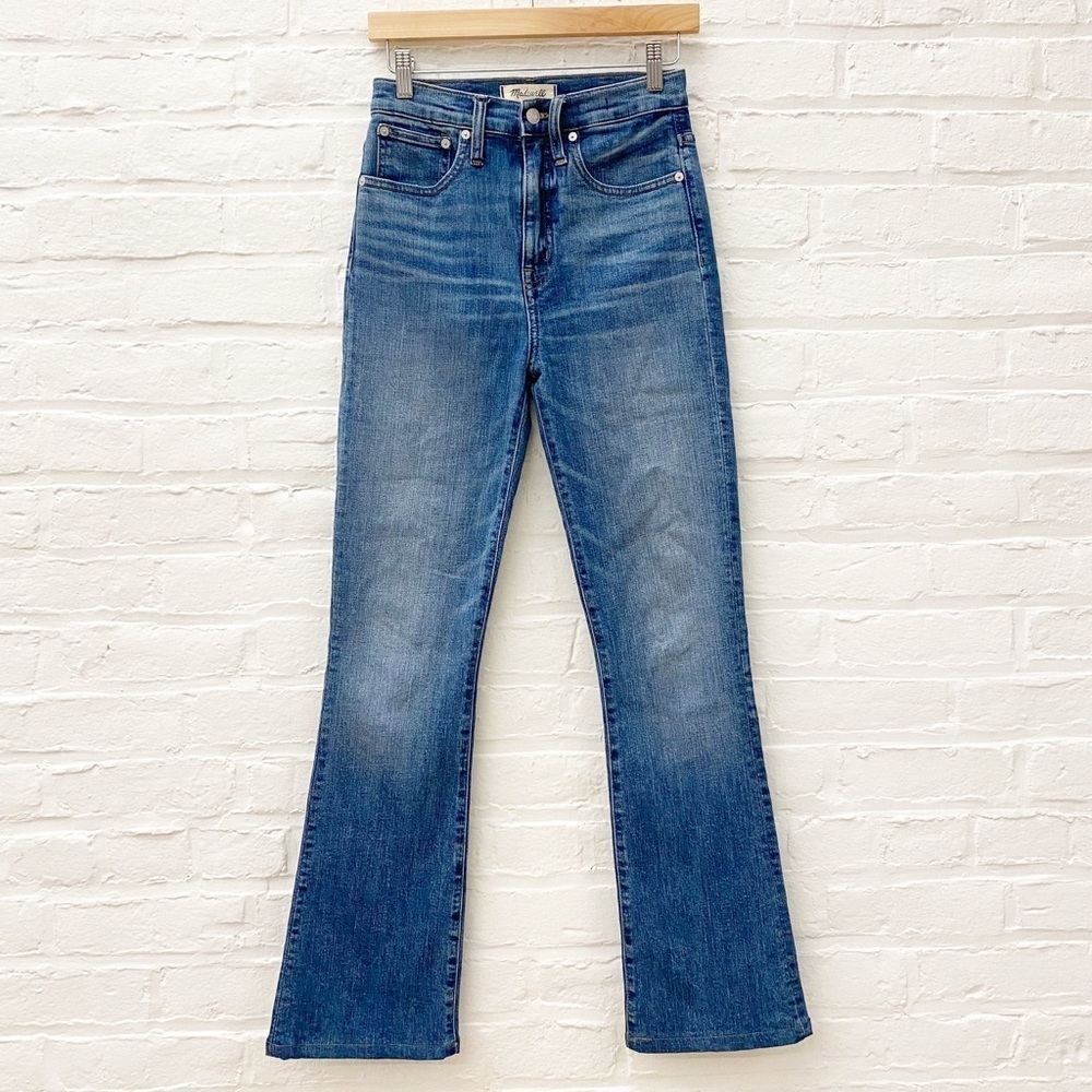 Madewell || Skinny Flare Jeans in Kenwick Wash Blue 25